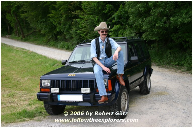 Robert Götz and his Jeep Cherokee