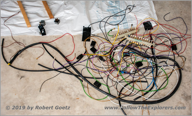 Trash cables Trash cables