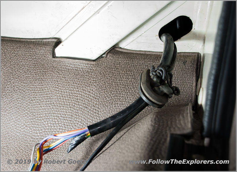 Glued cable entrance Glued cable entrance