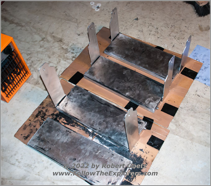 Unimog U1550 Shelter Entrance Stairs Unimog U1550 Shelter Entrance Stairs