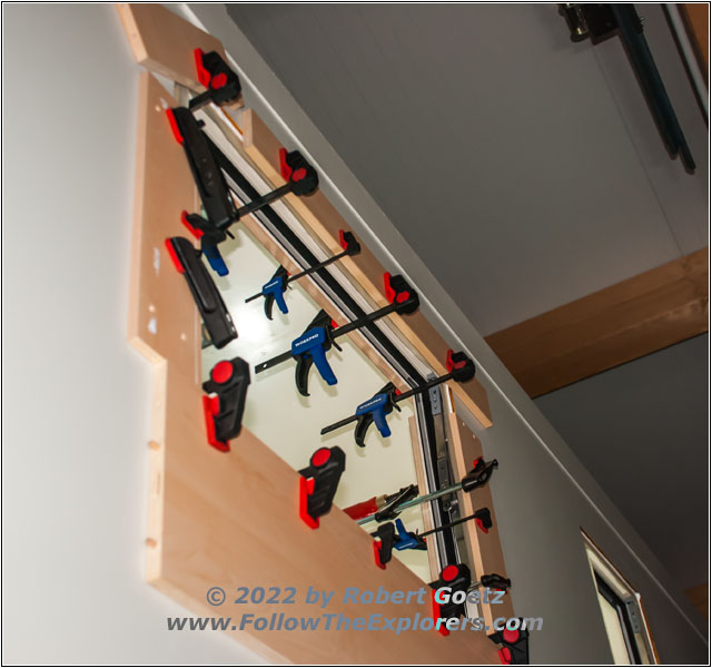 Shelter Window Fixation Drivers Side Shelter Window Fixation Drivers Side