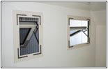 Shelter, bad original shutter mount Shelter, bad original shutter mount