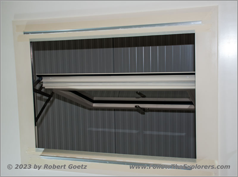 Shelter, new shutter mount Shelter, new shutter mount