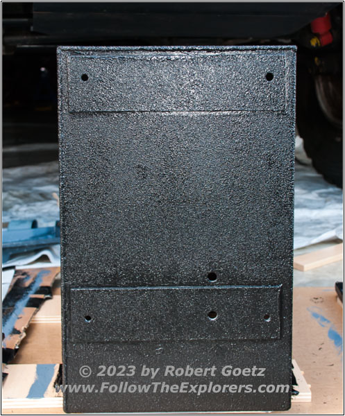 Unimog U1550 storage box painted Unimog U1550 storage box painted