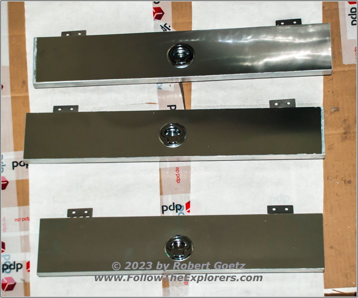 Shelter bed storage lid Shelter bed storage lid