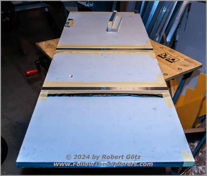 Shelter top bed storage bottom carrier Shelter top bed storage bottom carrier