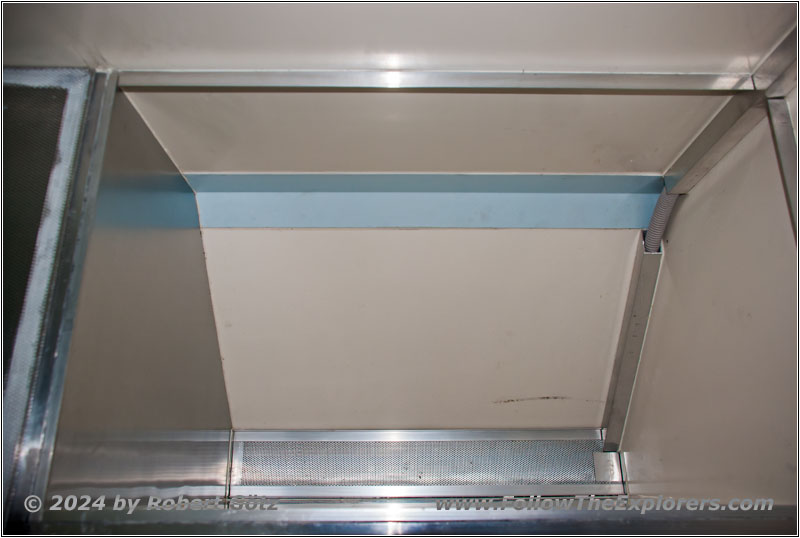 Shelter bed, lower cover Shelter bed, lower cover