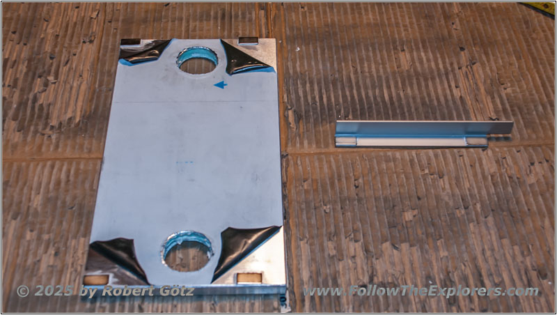 Shelter toilet hatch Shelter toilet hatch