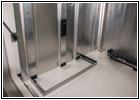 Shelter urine tank mount