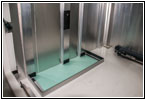 Shelter urine tank mount