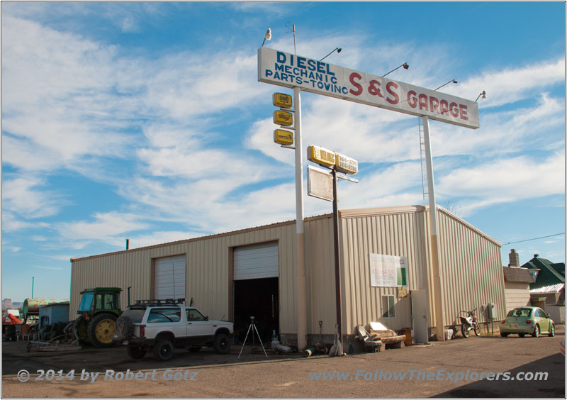 S&S Garage in Green River, UT