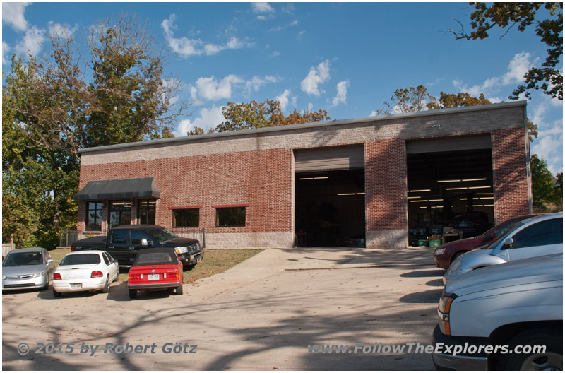 C&C Automotive in Fayetteville, Arkansas