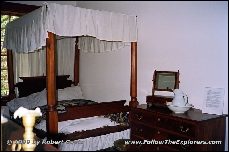 Our House Museum Bedroom Our House Museum Bedroom