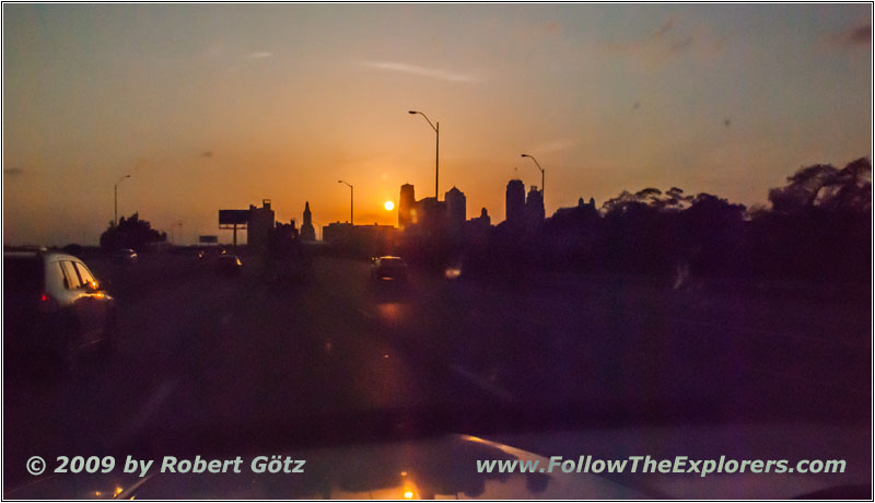 Sunset I–70, Kansas City, MO Sunset I–70, Kansas City, MO