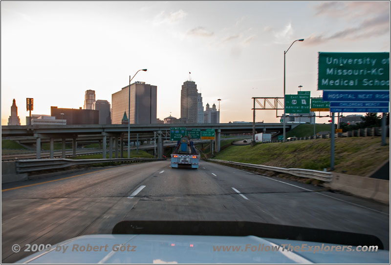 Sunset I–70/670, Kansas City, MO Sunset I–70/670, Kansas City, MO