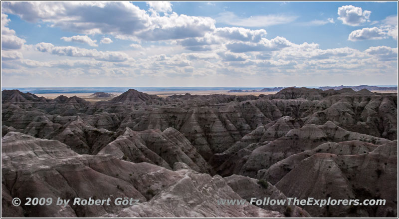 White River Valley Overlook, Badlands National Park, South Dakota White River Valley Overlook, Badlands National Park, South Dakota