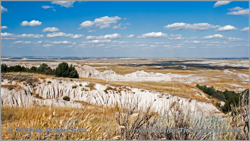 Ancient Hunters Overlook, Badlands National Park, South Dakota Ancient Hunters Overlook, Badlands National Park, South Dakota