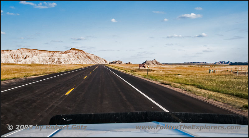 Highway 44, Badlands National Park, South Dakota Highway 44, Badlands National Park, South Dakota