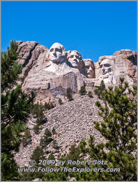 Mt. Rushmore National Monument, South Dakota Mt. Rushmore National Monument, South Dakota