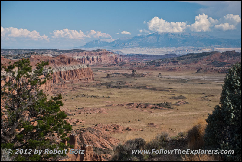 Capitol Reef South Desert Overlook