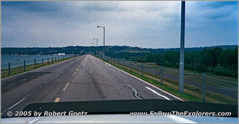 Crest Rd, Gravis Point Dam, Lewis and Clark Lake, SD Crest Rd, Gravis Point Dam, Lewis and Clark Lake, SD