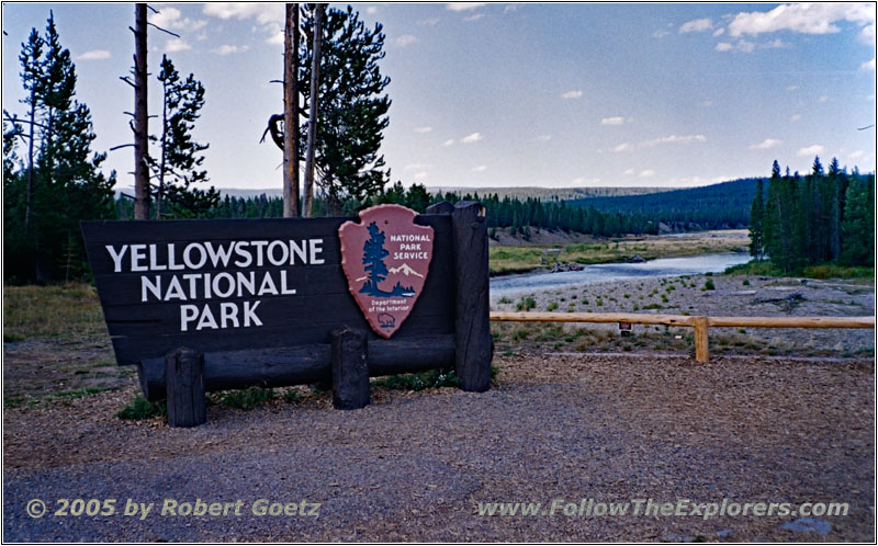 S Entrance, Yellowstone National Park, WY