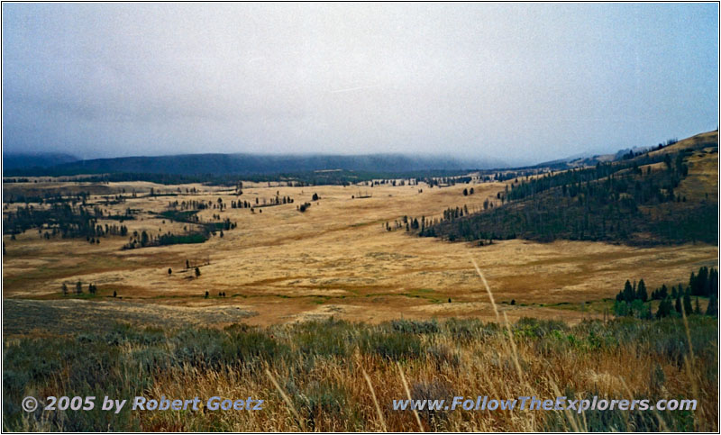 Grand Loop Rd, Yellowstone National Park, WY Grand Loop Rd, Yellowstone National Park, WY