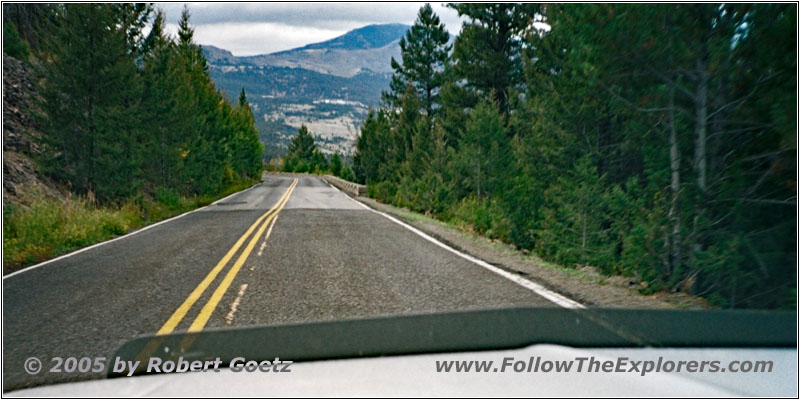 Grand Loop Rd, Yellowstone National Park, Wyoming