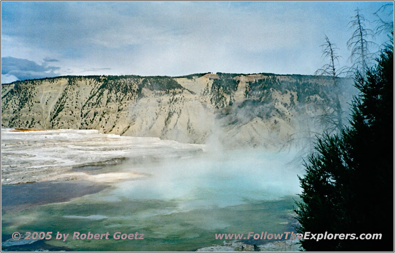 Mammoth Hot Springs, Yellowstone National Park, Wyoming