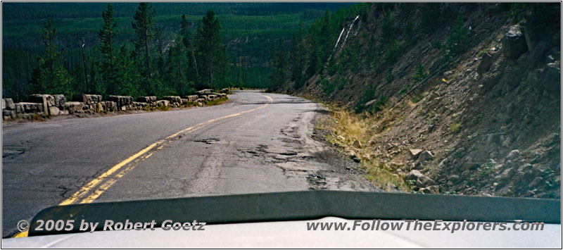 Grand Loop Rd, Yellowstone National Park, Wyoming