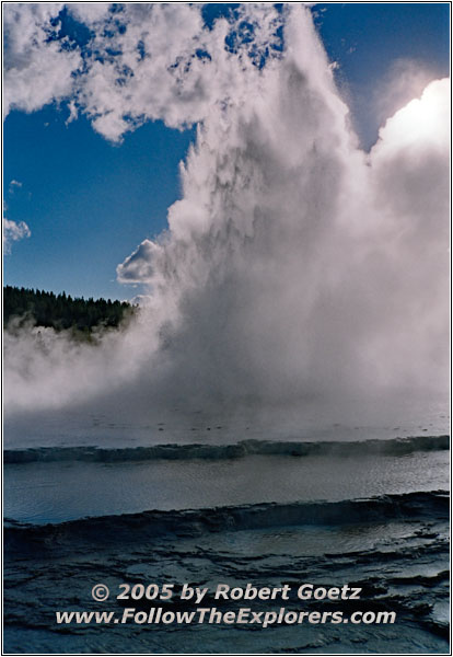 Great Fountain Geyser, Yellowstone National Park, Wyoming