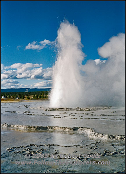 Great Fountain Geyser, Yellowstone National Park, WY