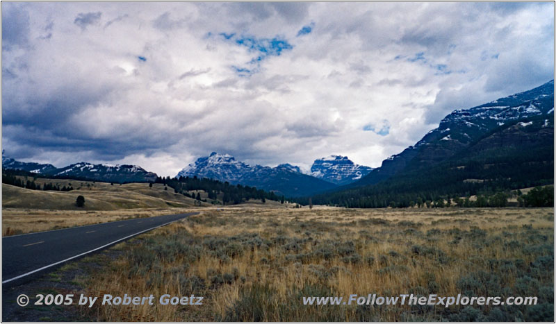 NE Entrance Rd, Yellowstone National Park, Wyoming