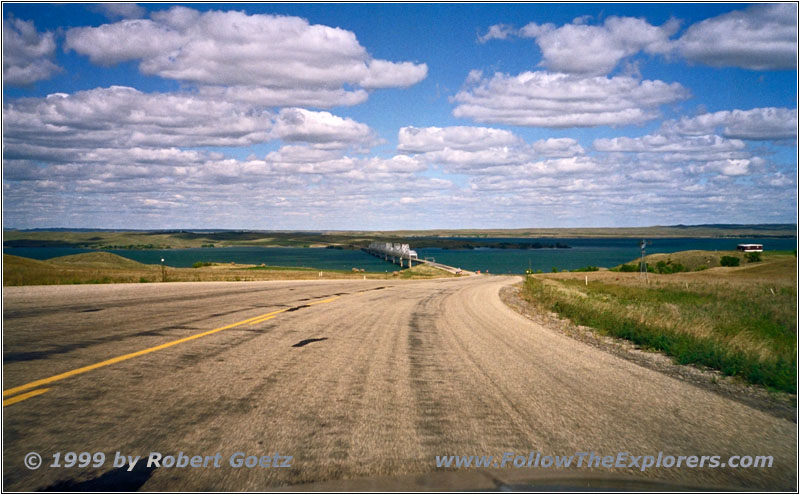 Lake Oahe Brücke, Highway 212, South Dakota