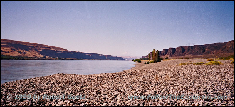 Columbia River, John Day Dam, WA Columbia River, John Day Dam, WA