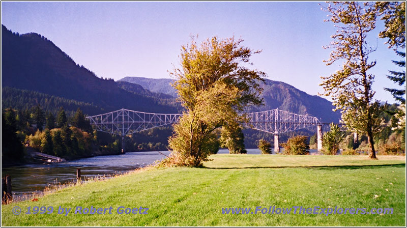 Bridge of the Gods, Thunder Island, Oregon