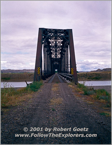 Bridge over Yellowstone River, Milwaukee Road, MT