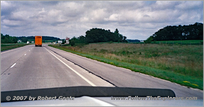 I–35, State Line IA and MN