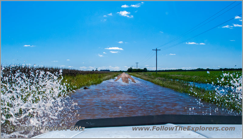 N River Rd, KS N River Rd, KS