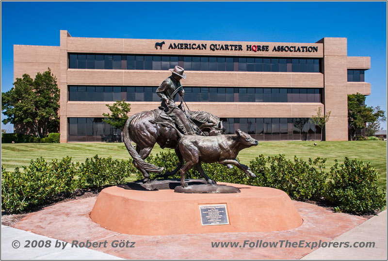 Statue American Quarter Horse Museum, Amarillo, TX Statue American Quarter Horse Museum, Amarillo, TX