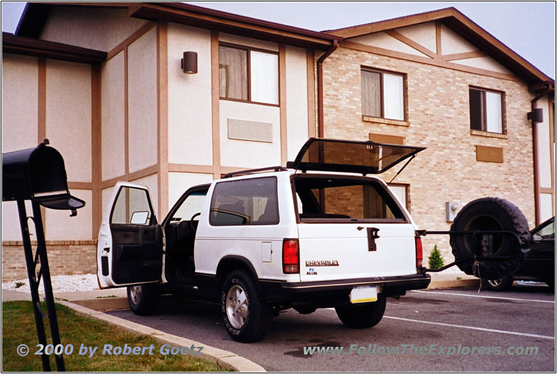 Loading 88 S10 Blazer, Allentown, PA Loading 88 S10 Blazer, Allentown, PA