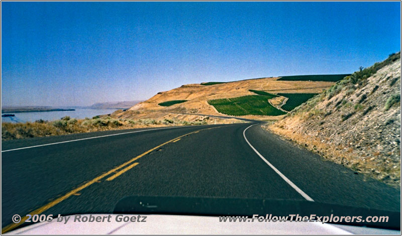 Highway 14, Columbia River, Washington