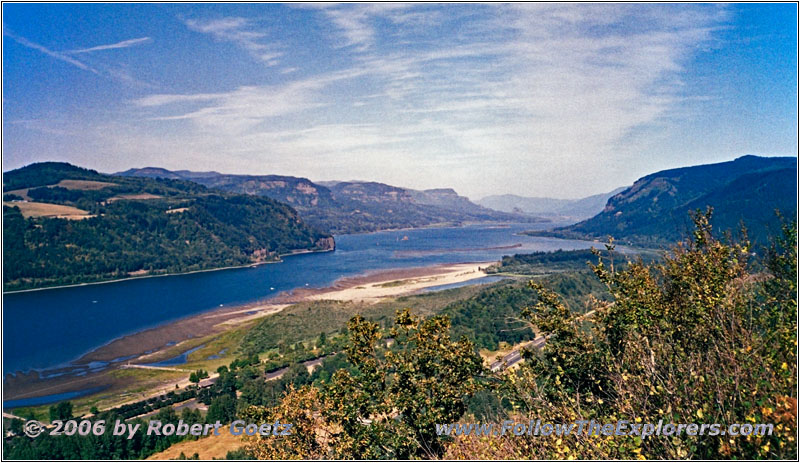 Crown Point State Scenic Corridor, Columbia River, OR Crown Point State Scenic Corridor, Columbia River, OR