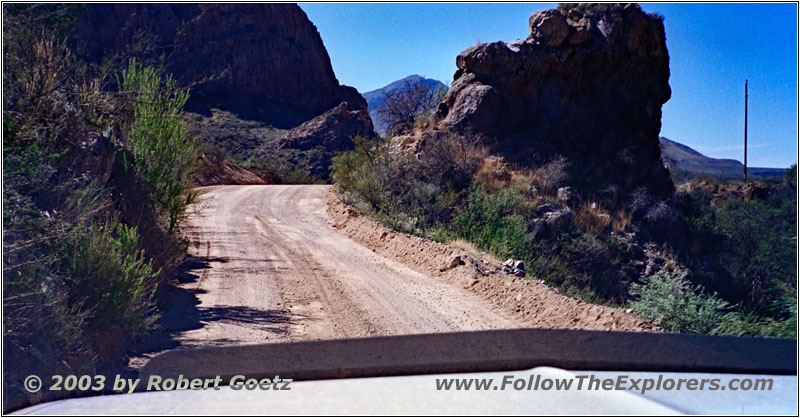 Pinto Canyon Road, TX