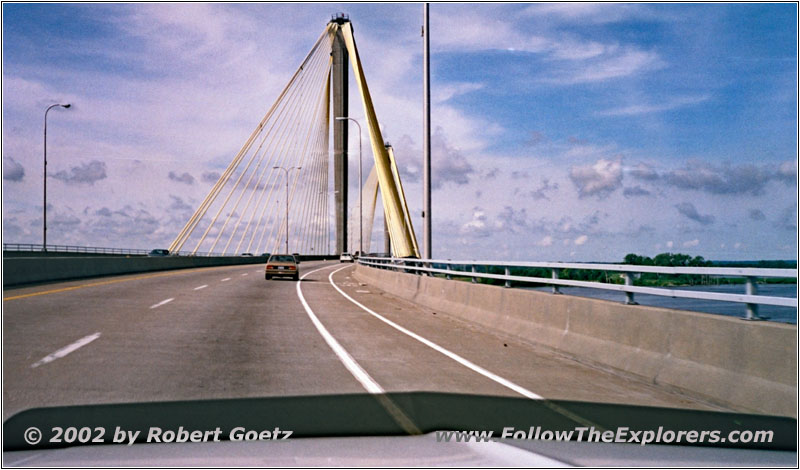 Highway 67, Mississippi River, Illinois