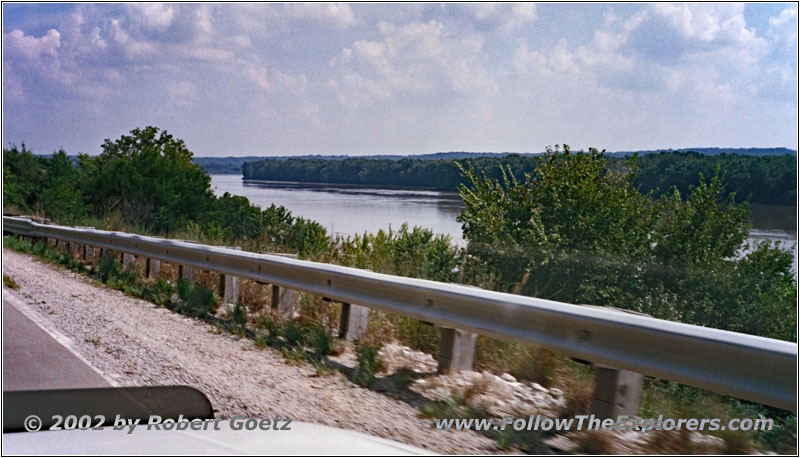 Mississippi River at Highway 22, IA Mississippi River at Highway 22, IA