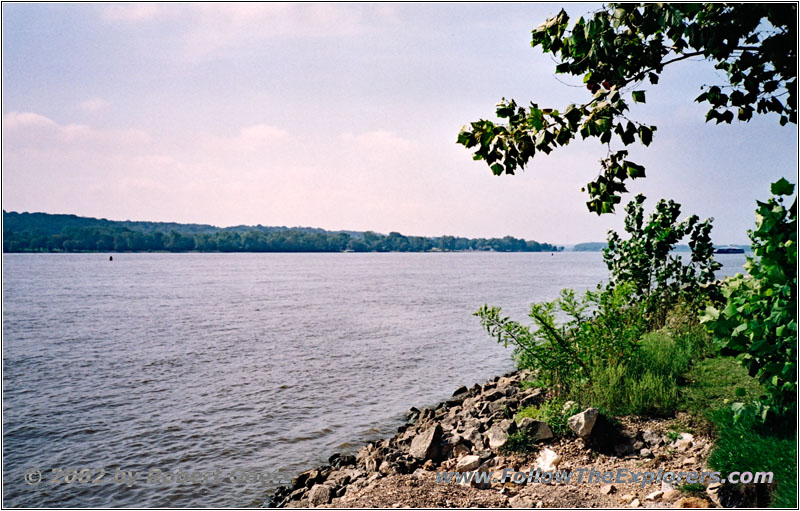 Mississippi River, Highway 67, Iowa