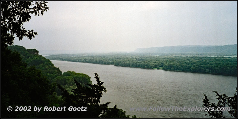 Mississippi River, Twin Views, Effigy Mounds, IA Mississippi River, Twin Views, Effigy Mounds, IA