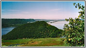 Mississippi River, Bradys Bluff Trail, Perrot State Park, WI